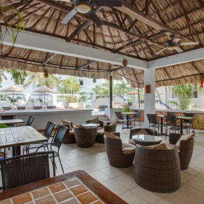 Iguana Reef Inn Dining